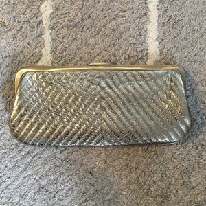 Metallic Clutch